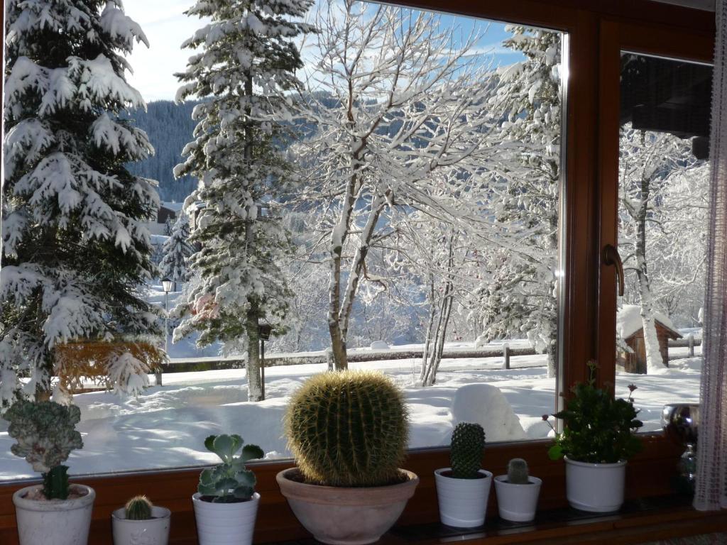 Garni Bonaria Aparthotel Корвара ин Бадия Екстериор снимка